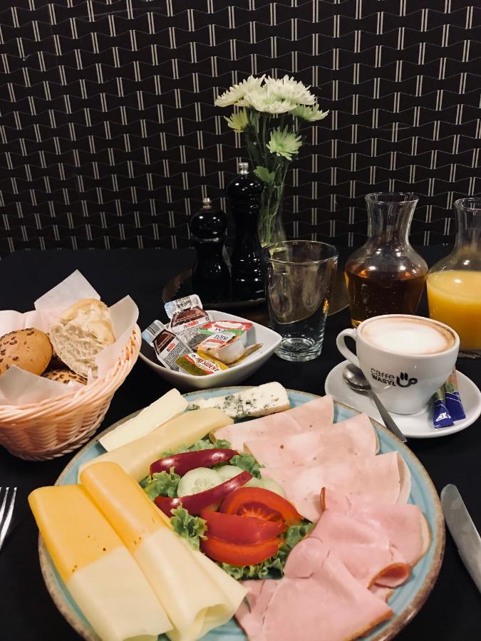 Restauracja Park Szwajcaria Hotel Gliwice Ngoại thất bức ảnh