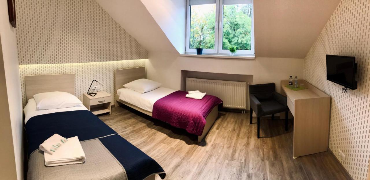 Restauracja Park Szwajcaria Hotel Gliwice Ngoại thất bức ảnh